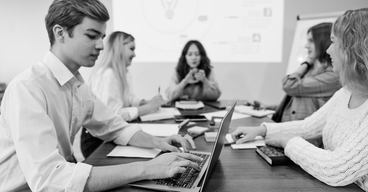 如何通过技术支持辅助的反制措施来精准抓取那些使用技术支持辅助的玩家