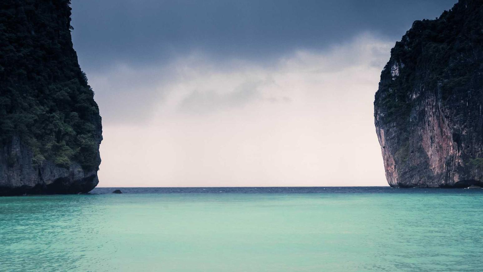 镜面爱喜冰爆珠：购买国外鞋子平台